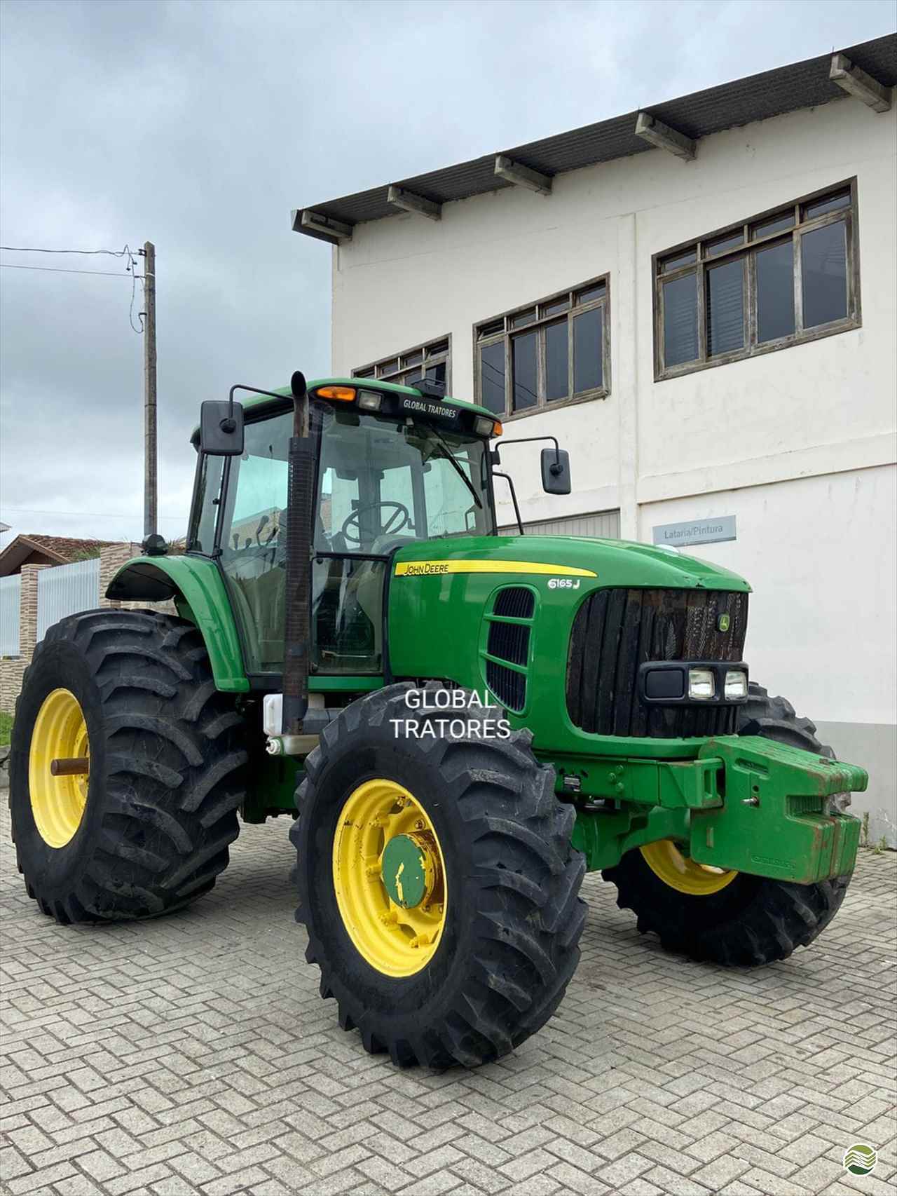 TRATOR JOHN DEERE JOHN DEERE 6165J Tração 4x4 Global Tratores - John Deere - Araucária ARAUCARIA PARANÁ PR
